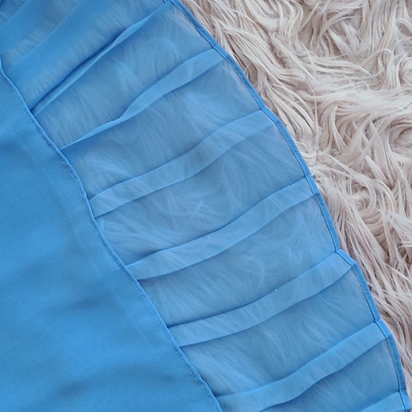 ▪︎Jennifer Lopez Pleated Blouse▪︎ - Picture 4 of 8